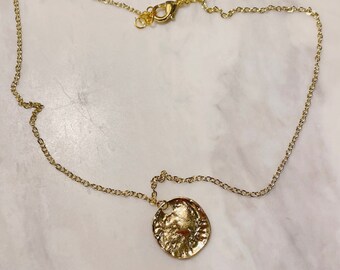 HANDMADE gold circle necklace