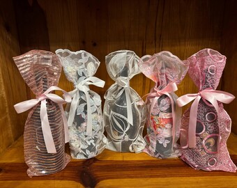 Wedding Themed Embroidered Organza Wine Gift Bags, Rose Pink White, Set of 5