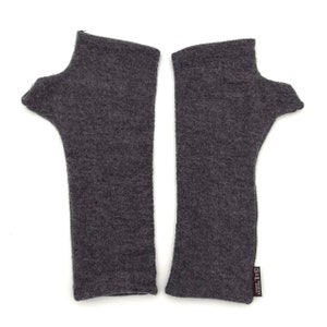 Fully lined wrist warmers. Made in the USA from upcycled fabric. Comes in variety of colors. Shop hand warmers.