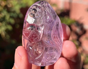 Amethyst Nine Tailed Fox Emblem - Gem Grade (36g)