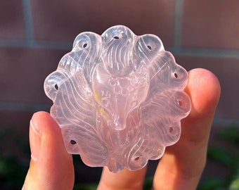 宝石質のローズクォーツ製九尾狐（約50g） - Etsy 日本