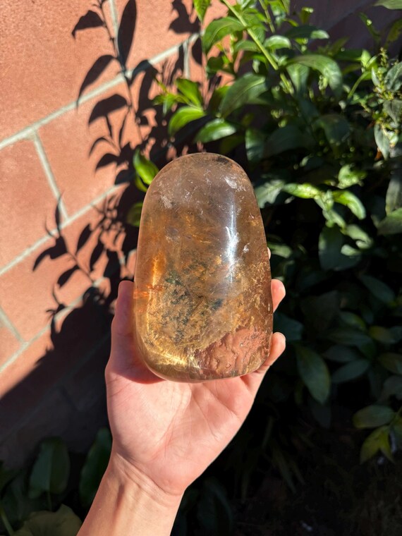 天然　高品質　ゴールドルチル　フリーフォーム　ポリッシュ ルチルクォーツ（フリーフォーム）（貫通ポイント付き） - 天然