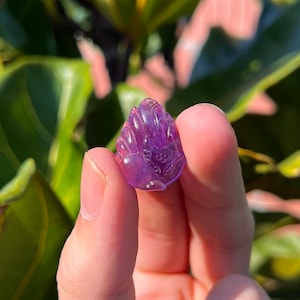 HQ Amethyst Nine Tailed Fox Carving
