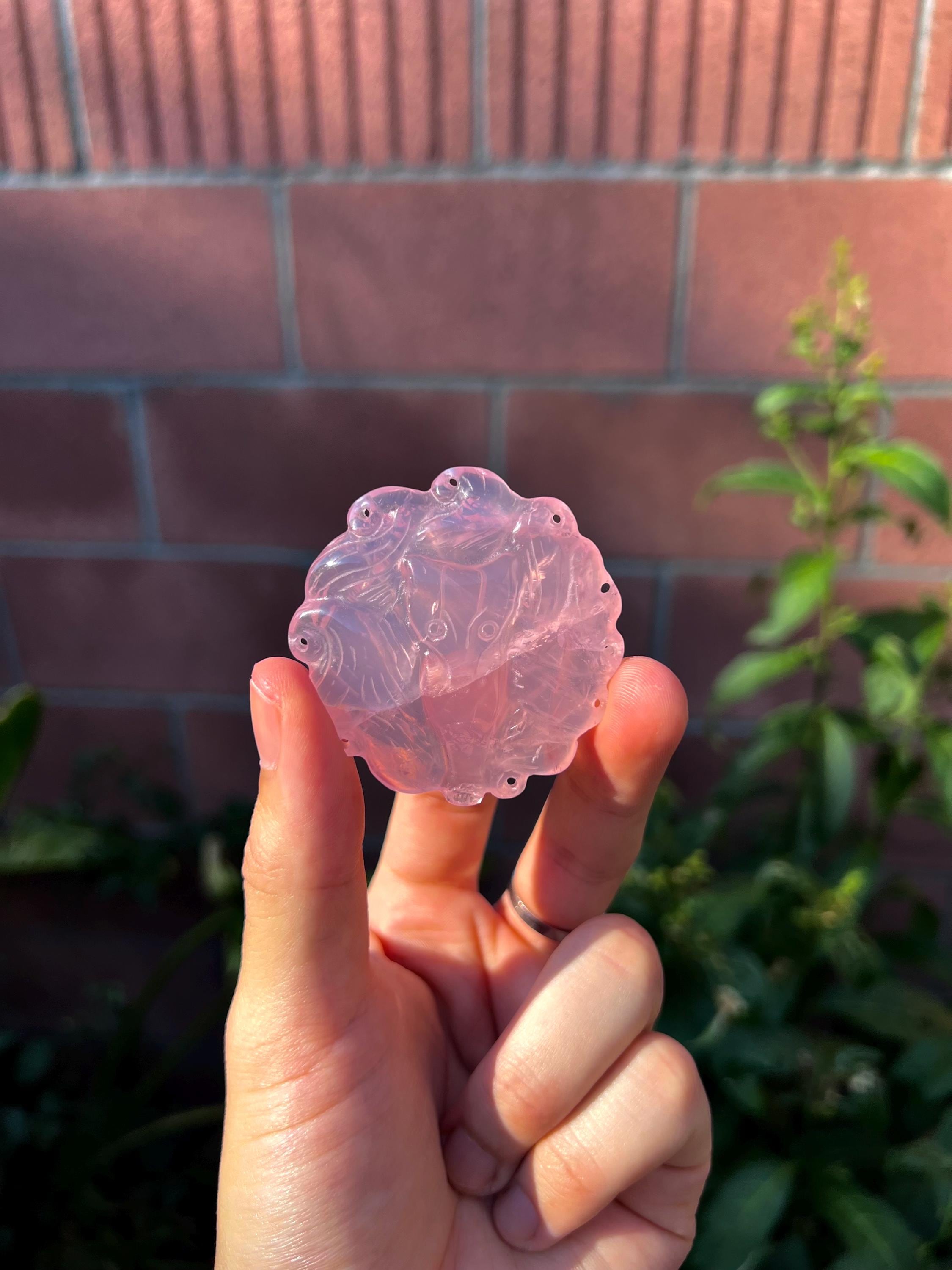 宝石質のローズクォーツ製九尾狐（約50g） - Etsy 日本