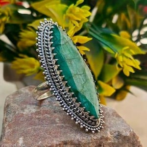 Natural Emerald Silver ring,Sterling Silver 925 Ring,Handmade Ring,Big ring,Gift For Special Person,Anniversary gift,Birthday gift