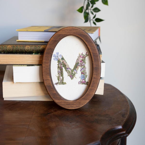 Framed Pressed Floral Custom Letter Art, Custom Flower Initials, Pressed Floral Wall Art, Framed Pressed Flower, Pressed dried flower decor