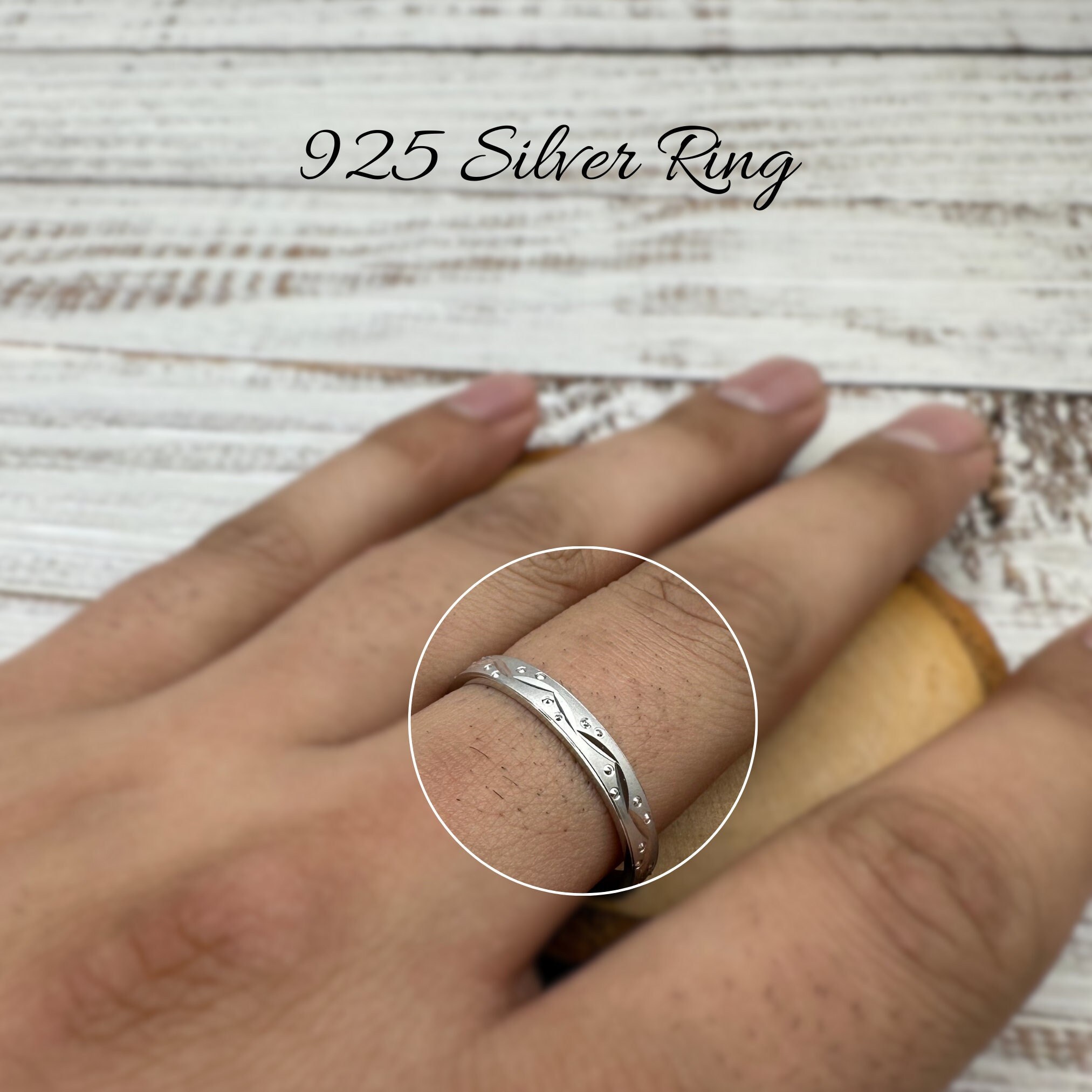 Siempre Vegvisir Band - Simple and classic silver-toned ring