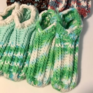 Ladies size 9 Slippers, Crochet Slippers, Handmade Crochet Washable Slippers, Artisan USA Warm Slippers, Unisex Warm Stretchable Slippers.