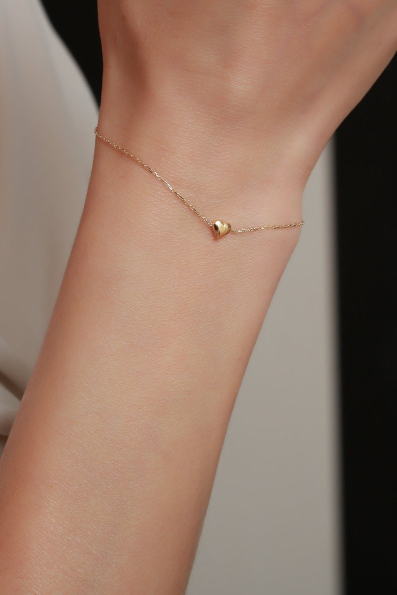 14K Gold Minimalist Heart Bracelet for Women,Solid Gold Bracelet,Tiny Heart Bracelet, zdjęcie 3