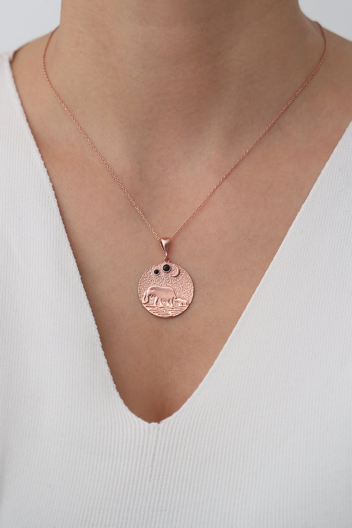 YONFQE Collar De Piedra Natal De Plata De Ley 925 Con Colgante De Elefante De Buena Suerte, Lindo Animal Con Amor, Hermoso Regalo De Joyería Para Mujeres, Mamá, Esposa, Plata Esterlina