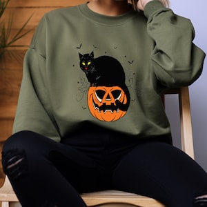 Halloween Cat Shirt, Halloween Black Cat Shirt, Halloween Shirt Cat Women, Halloween Cat Sweatshirt, Black Cat Pumpkin Shirt, Cat Lover Gift