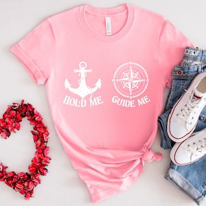 Camisa Hold Me Guide Me, camisas de casal combinando, presente para capitão, presentes para marinheiros, camisa de cruzeiro, camisas de casal de vela lindas combinando