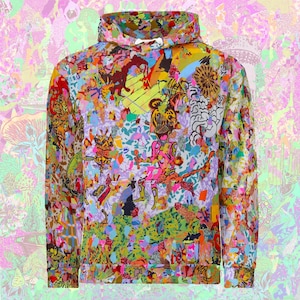 Puede incluir: Una sudadera con capucha colorida con un patrón abstracto vibrante. El diseño presenta una mezcla de formas, figuras y colores, incluyendo amarillo, rosa, verde y azul. La sudadera tiene una capucha con cordón y mangas largas.
