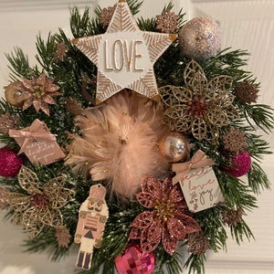 Holiday Wreath 12” pink and gold swan nutcracker