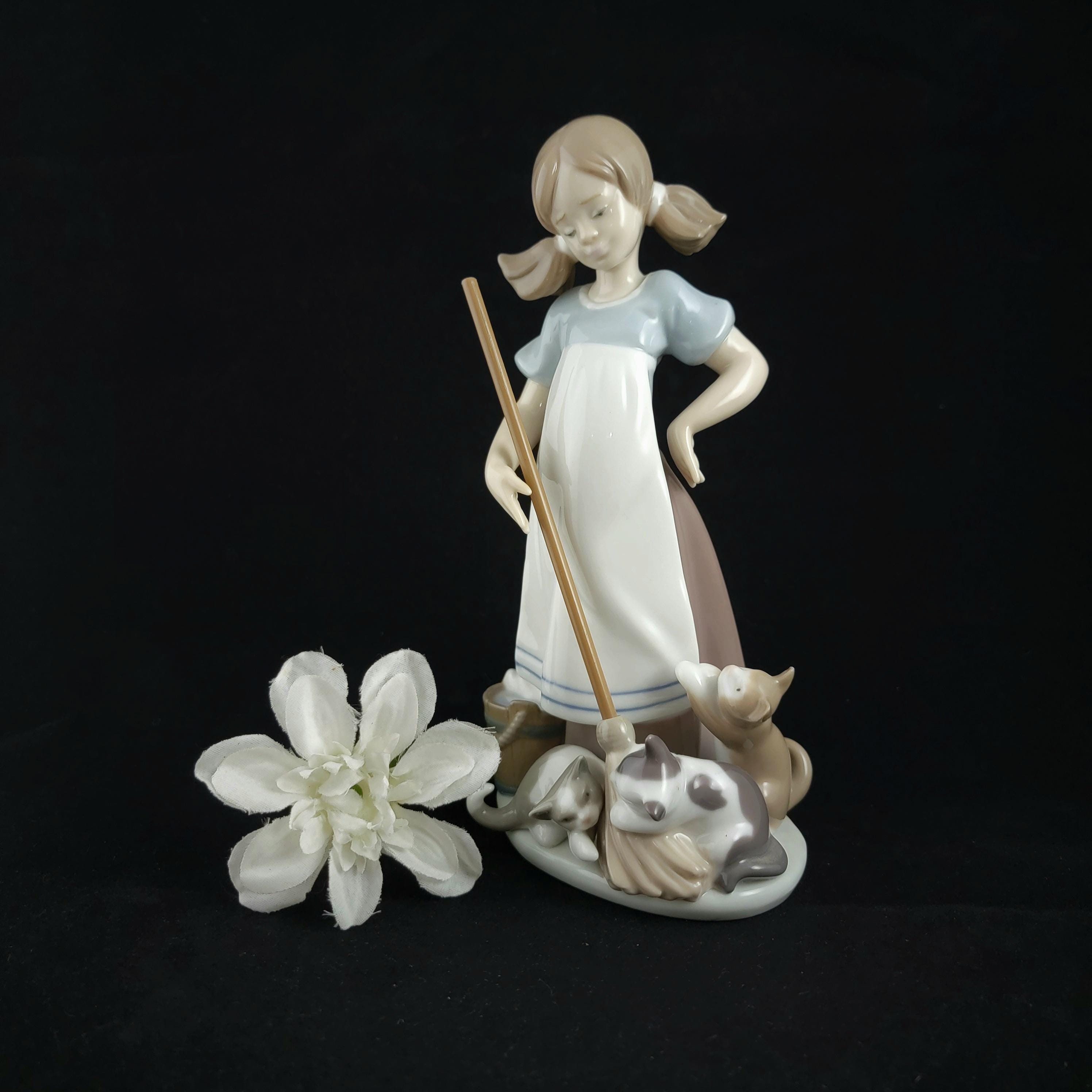 Lladro girl kittens - Etsy 日本