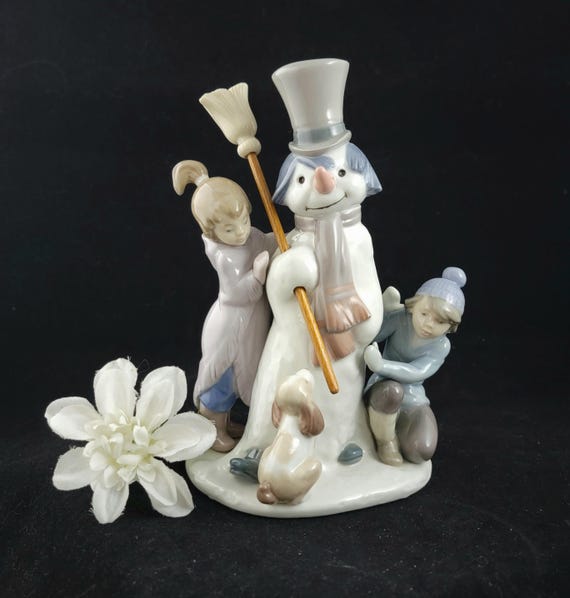 LLADRO リヤドロ『雪だるま』No.5713 Lladro 5713 Snowman With Children Figurine In Excellent Condition
