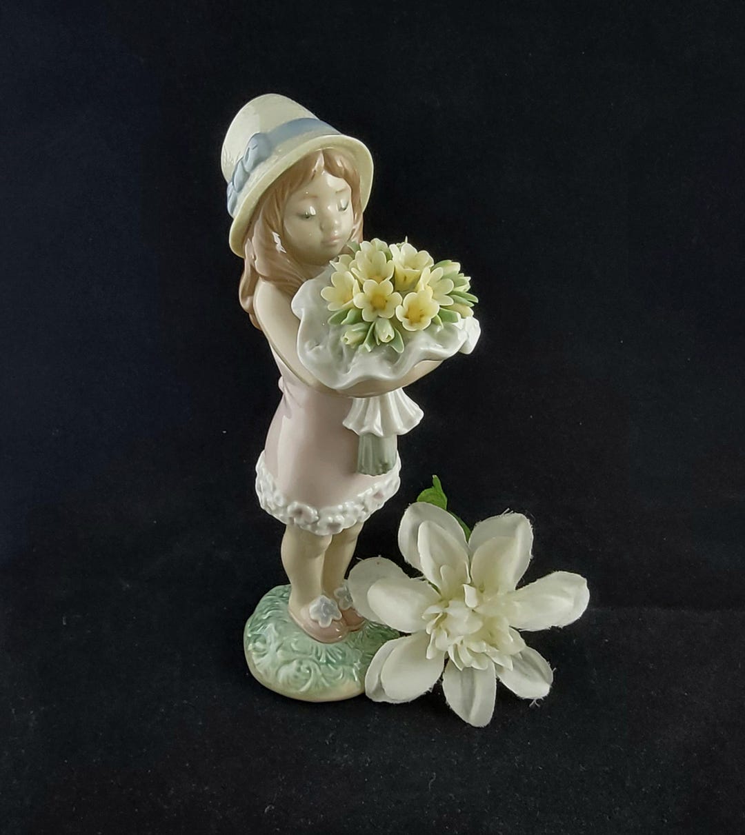 Lladro Figurine 