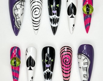 Grinsekatzen Wunderland Drücken Sie auf die Nägel |  Alice im Wunderland Nail Art | Spielkarte & Illusion Illusion Nägel | Halloween Nägel | JB109HK