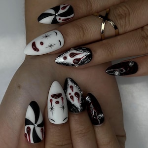 Clown Halloween Presse sur les ongles | Nail Art gothique de cirque | Visages de clown effrayants en noir et blanc | Horreur Carnaval de presse | JC145HK