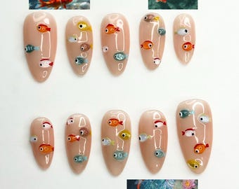 Unhas Postiças 3D com Peixes | Unhas Amêndoa Fofas de Aquário | Unhas Postiças de Água-viva Pintadas à Mão | Unhas Reutilizáveis para Férias de Verão na Praia | JB400LK
