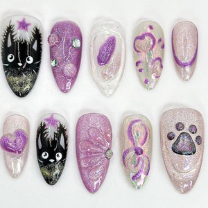 Paarse schattige kat pers op nagels | Glitter, sterrenontwerp | 3D-hart en glitter kattennagels | Aangepaste kattenpootkunst | Artistieke nailart| JB583HC