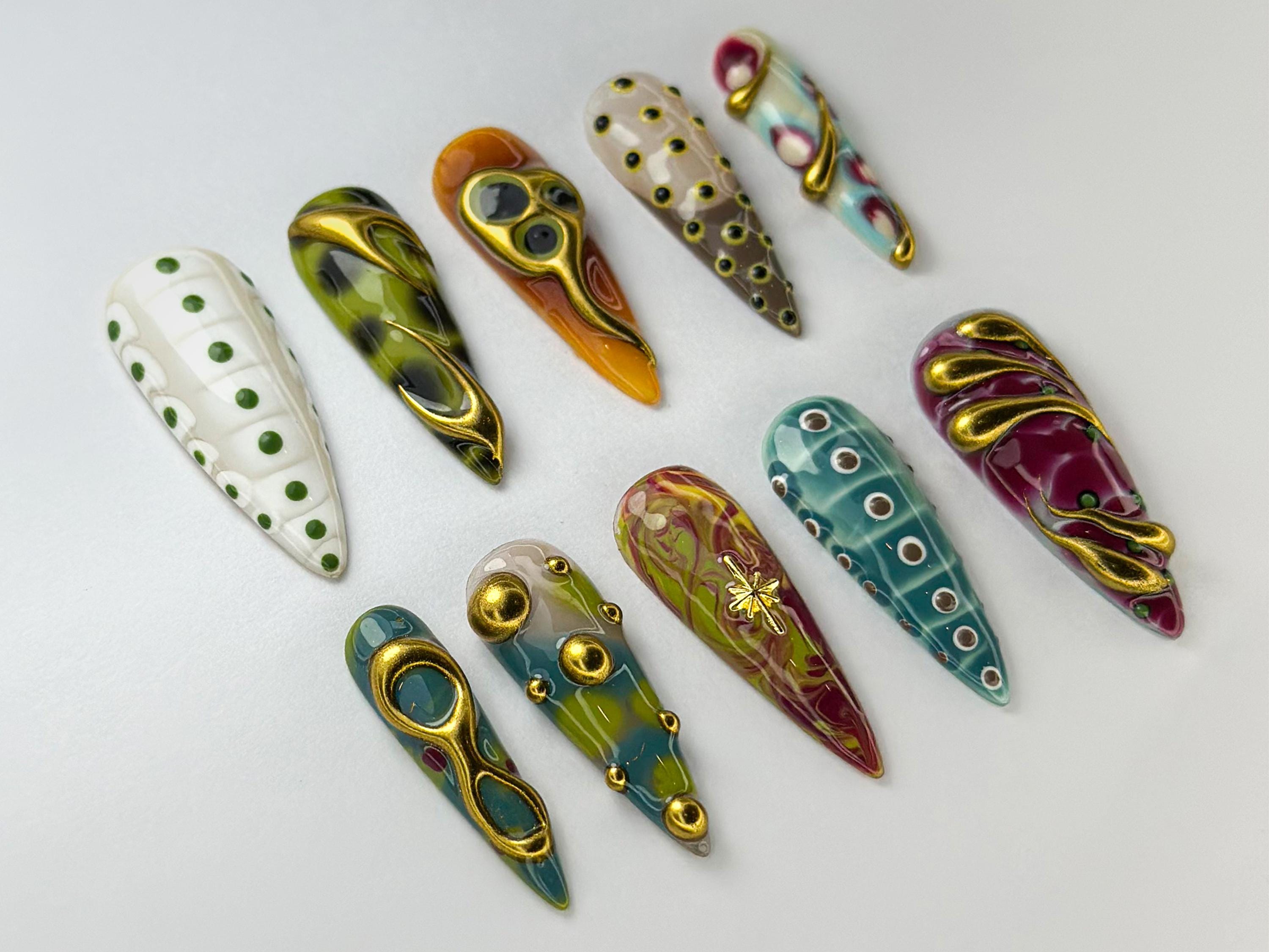 Aliencore Abstract Press on Nails | Abstract Eye Design Nail Art ...