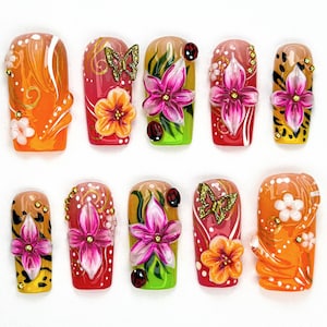 Unghie finte con fiori tropicali / Nail art con fiori tropicali 3D / Unghie finte con design a coccinella vibrante / Unghie kawaii tropicali audaci / JB893HC
