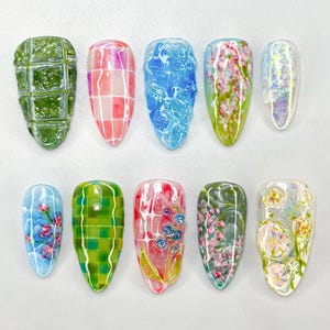 Spring Garden Floral Press-On Nails | Nature-Themed Press-On Nail Set | Green & Floral Nail Set | Elegant Artistic Nail Art | JB690HC
