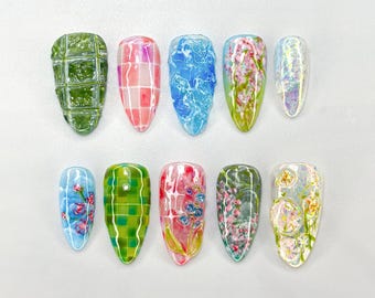 Wkładane paznokcie z motywem kwiatowym w stylu wiosennego ogrodu | Zestaw do nakładania paznokci z motywem natury | Zestaw do nakładania paznokci w kolorze zielonym i kwiatowym | Eleganckie, artystyczne zdobienie paznokci | JB690HC