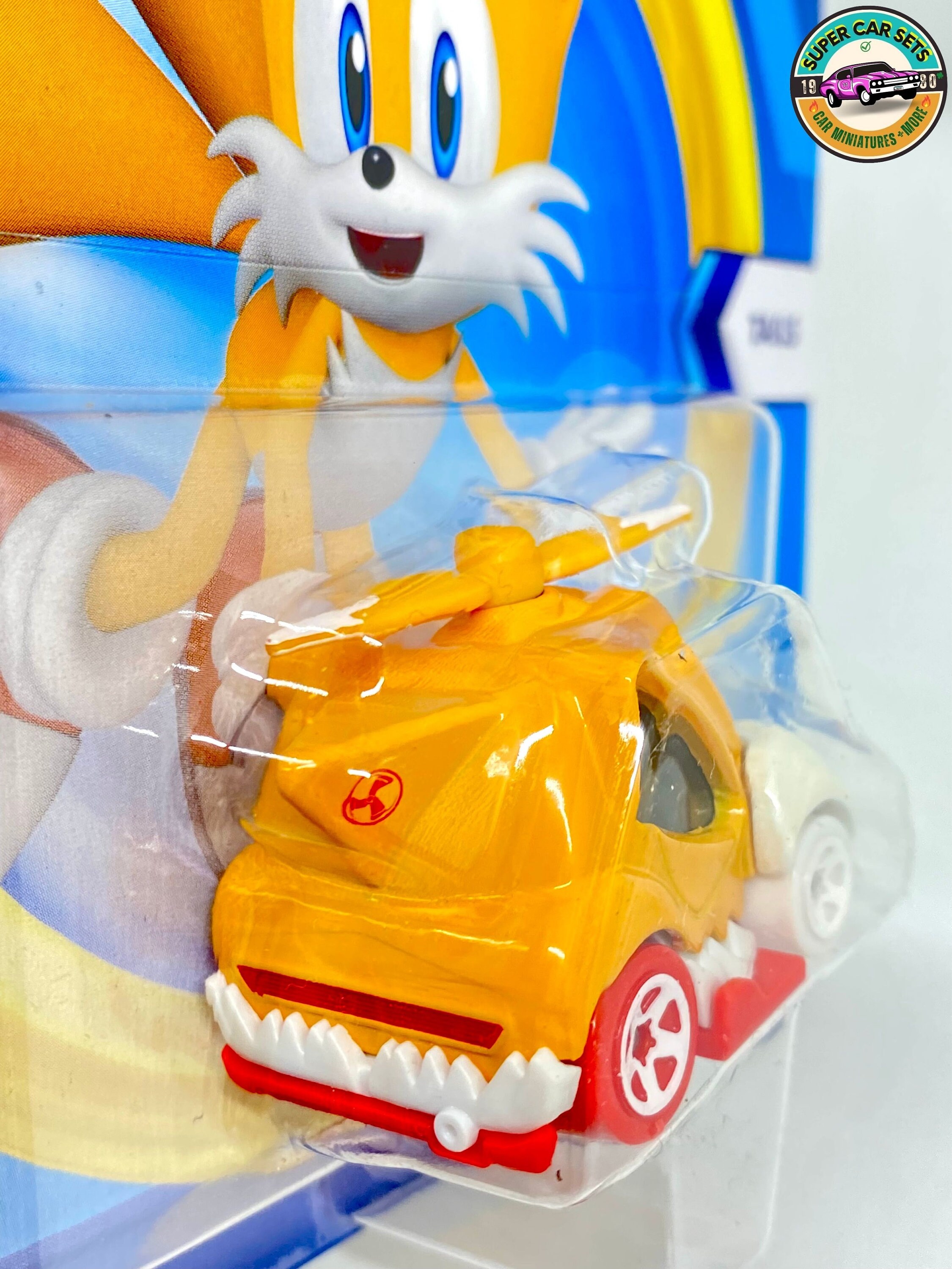 Hot Wheels Character Cars Sonic The Hedgehog Diecast 1:64 Scale (Tails)