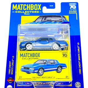 Matchbox 1988 Chevy Monte Carlo LS - Modellino Auto Collezionisti 21/22, Colore Blu, In Scala, Parte Metallica
