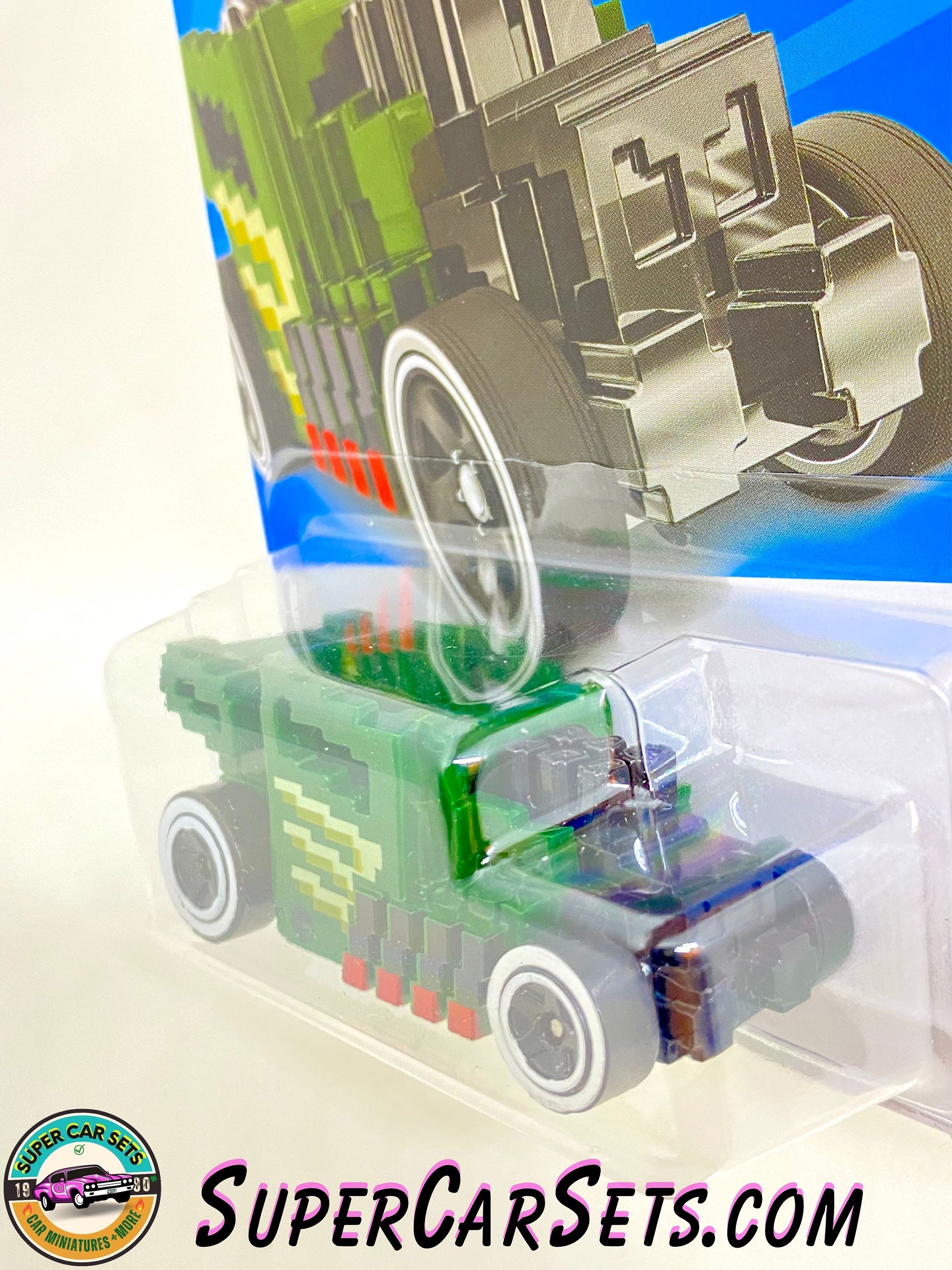 Pixel Shaker (TREASURE HUNT) - Hot Wheels HW Ride-ons - 2022 (4/5