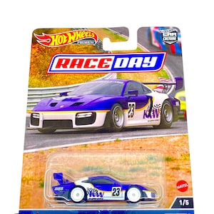 Porsche 935 - Hot Wheels Premium Race Day (1/5)