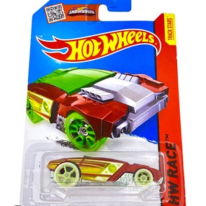 TREASURE HUNT - Rogue Hog (bent card) - Hot Wheels HW Race - 2015 (173/250)
