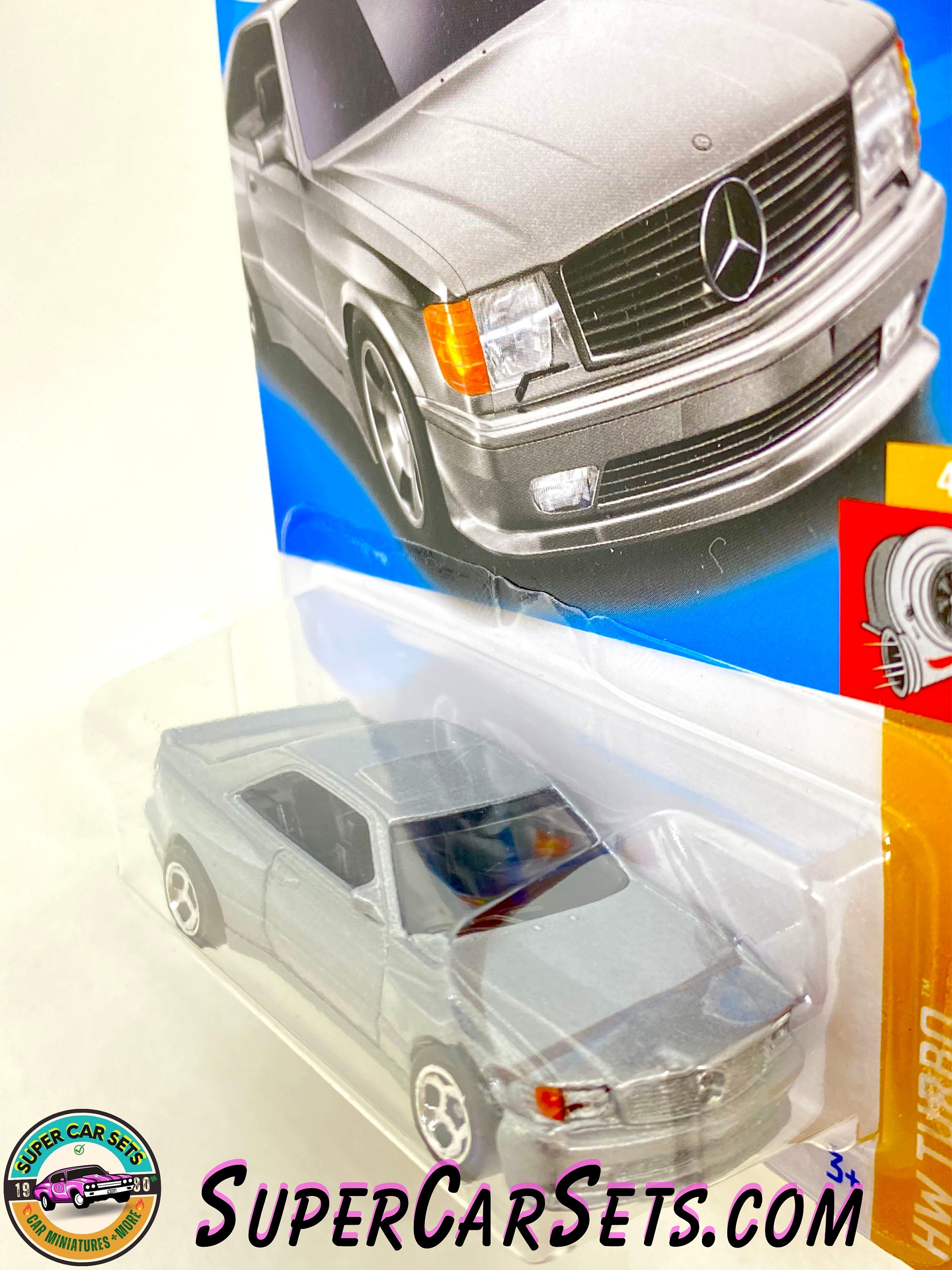 ミニカー Hot Wheels 1989 Mercedes vs DODGE VAN Amazon.com: Hot Wheels '89 Mercedes Benz 560 Sec AMG, HW