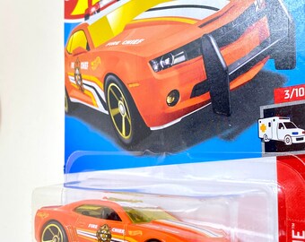 2010 Camaro SS Hot Wheels ミニカー Amazon.com: Hot Wheels '10 Camaro SS, HW Rescue 3/10 [Orange