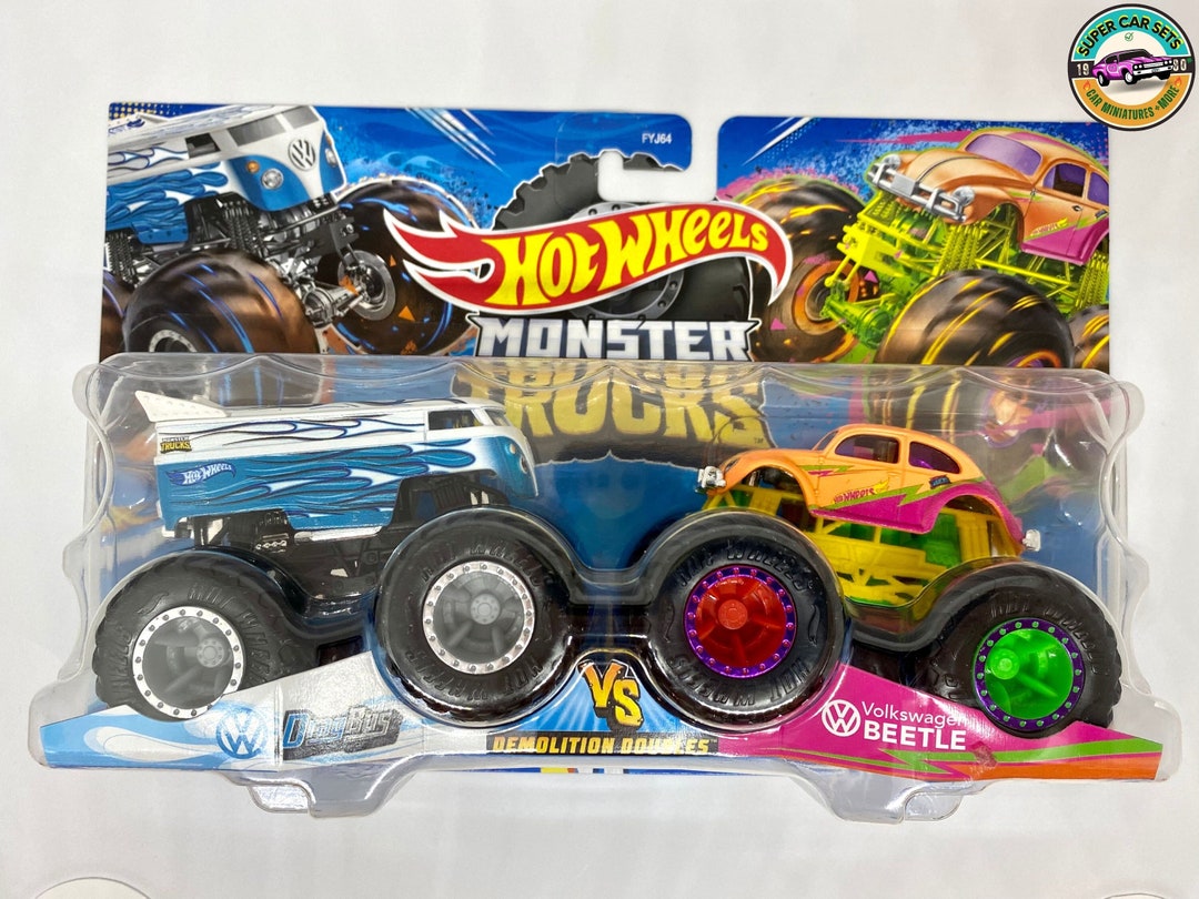 Hot Wheels Monster Trucks Demolition Doubles Drag Bus vs