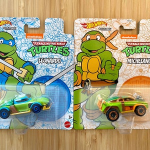 2 cars Teenage Mutant Ninja Turtles (Leonardo + Michelangelo) from Hot Wheels Character
