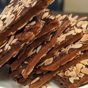Shannon&#39;s Homemade Almond Toffee