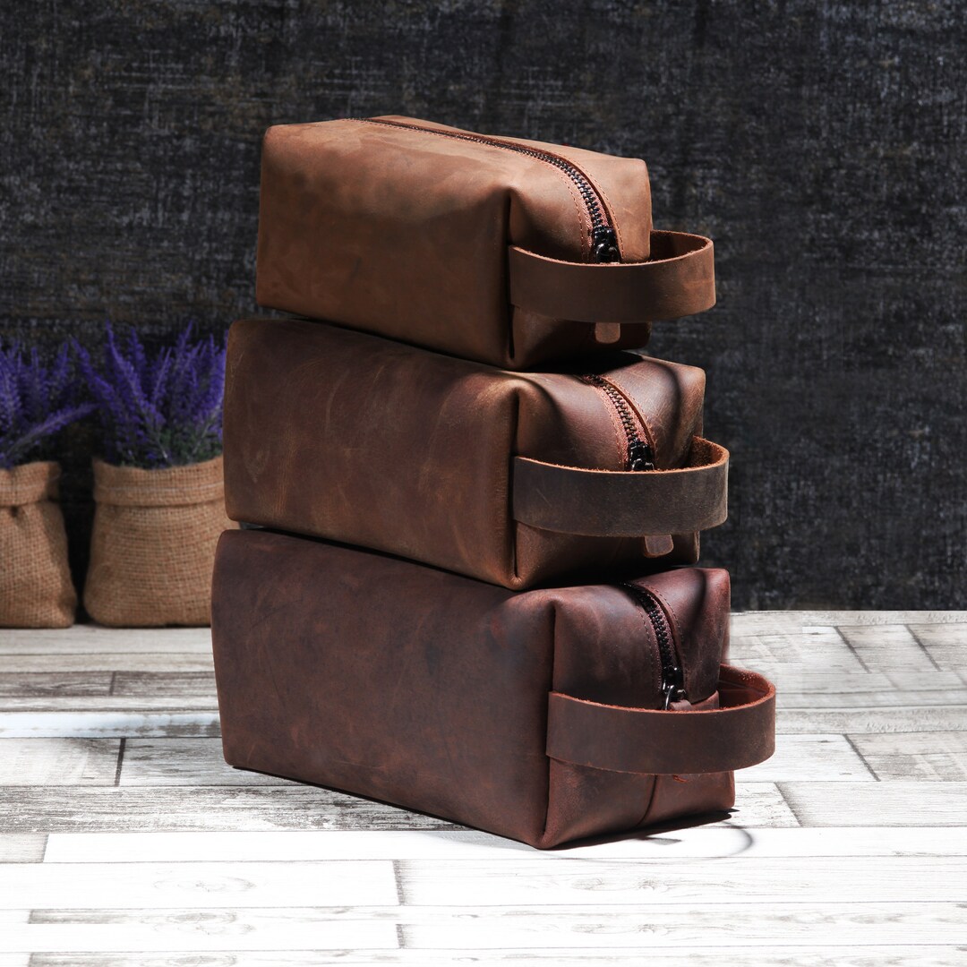 Custom Leather Toiletry Bag,personalized Leather Dopp Kit,engraving Men