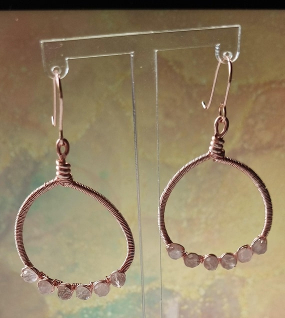 Blush Glow Teardrop Earrings – Rose Gold Wire Wrapped with Faceted Rose Quartz Beads