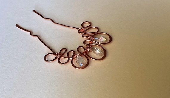 Elegant Copper Wire Hair Pin with Crystal Teardrops