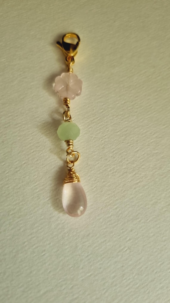 Elegant Pink Clover and Jade Glass Bead Gold Wire Charm