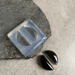 Transparent Silicone Mold – Semicircles for Resin Earrings & Brooch | Glossy Finish | Jewelry Making Tool