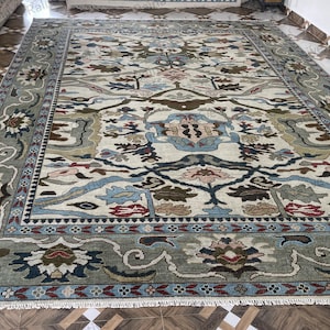 Hand-Knotted Persian Rug | Vintage Oriental Decor, Traditional Wool Carpet in 8x10, 9x12 & 10x14 Sizes