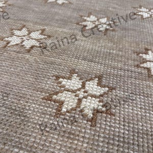 Handmade Wool Oushak Rug: Gray Ivory Star Design, Turkish Carpet
