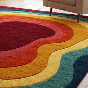 Multicolor boho rug with concentric design