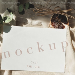 7 x 5 kaart mockup, wenskaart landschap mockup, briefpapier mockup, horizontale 7 x 5 kaart mockup, minimalistische lege kaart, uitnodiging mockup, PSD
