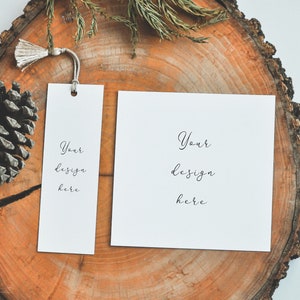 Karte Mockup mit Lesezeichen, Lesezeichen Mockup, Quadratische Einladungskarte Mockup, Hochzeit Briefpapier Mockup, Blanko Karte Mockup | 2 Designs