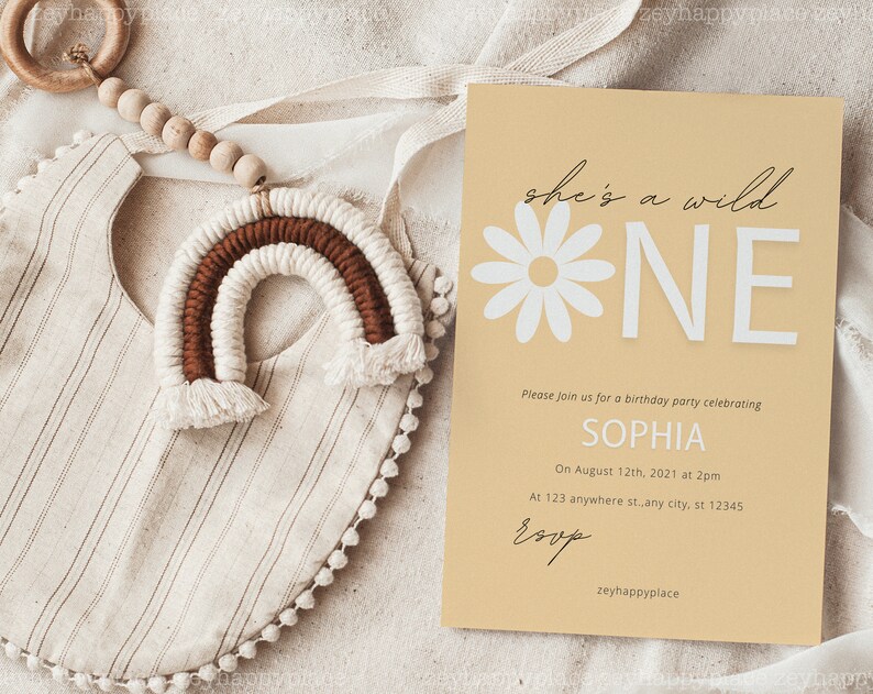 Baby shower uitnodiging mockup, baby verjaardagsuitnodiging mockup, 5x7 uitnodiging mockup, moderne Boho genderneutrale kaart, minimalistische baby PSD afbeelding 9